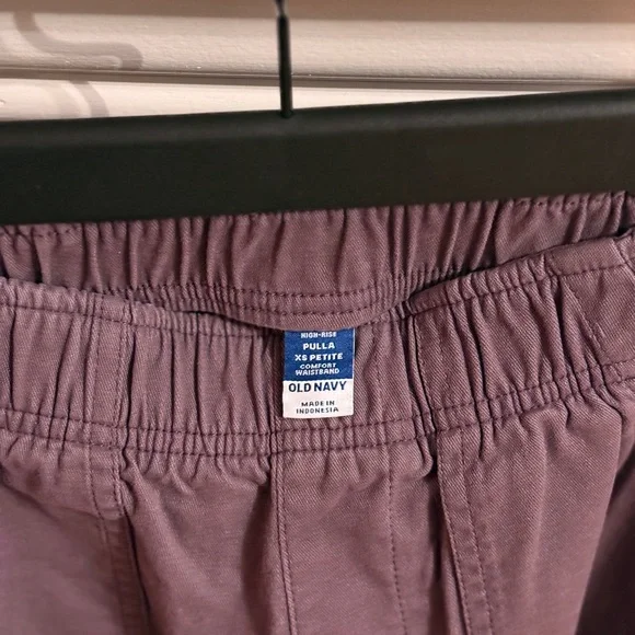 Women’s Old Navy Pulla Pants XS Petite - Picture 4 of 9